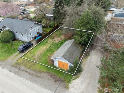 9017 12th Avenue S, Seattle, WA 98108 - Photo 3