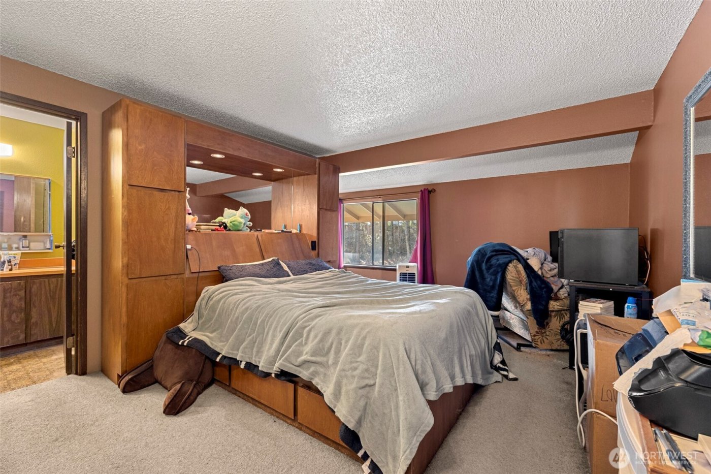 800 SW Harrier Circle #4, Oak Harbor, WA 98277