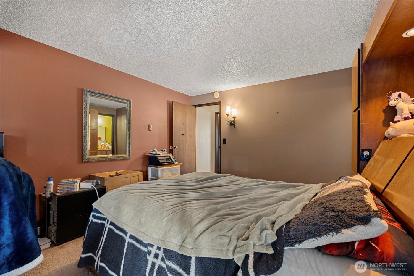 800 SW Harrier Circle #4, Oak Harbor, WA 98277