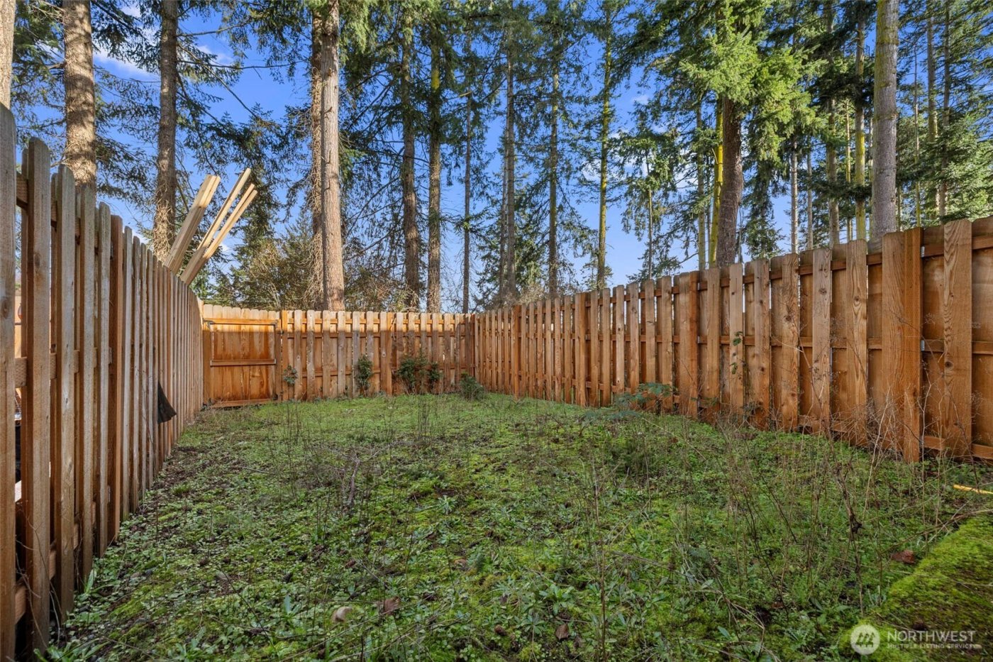 800 SW Harrier Circle #4, Oak Harbor, WA 98277
