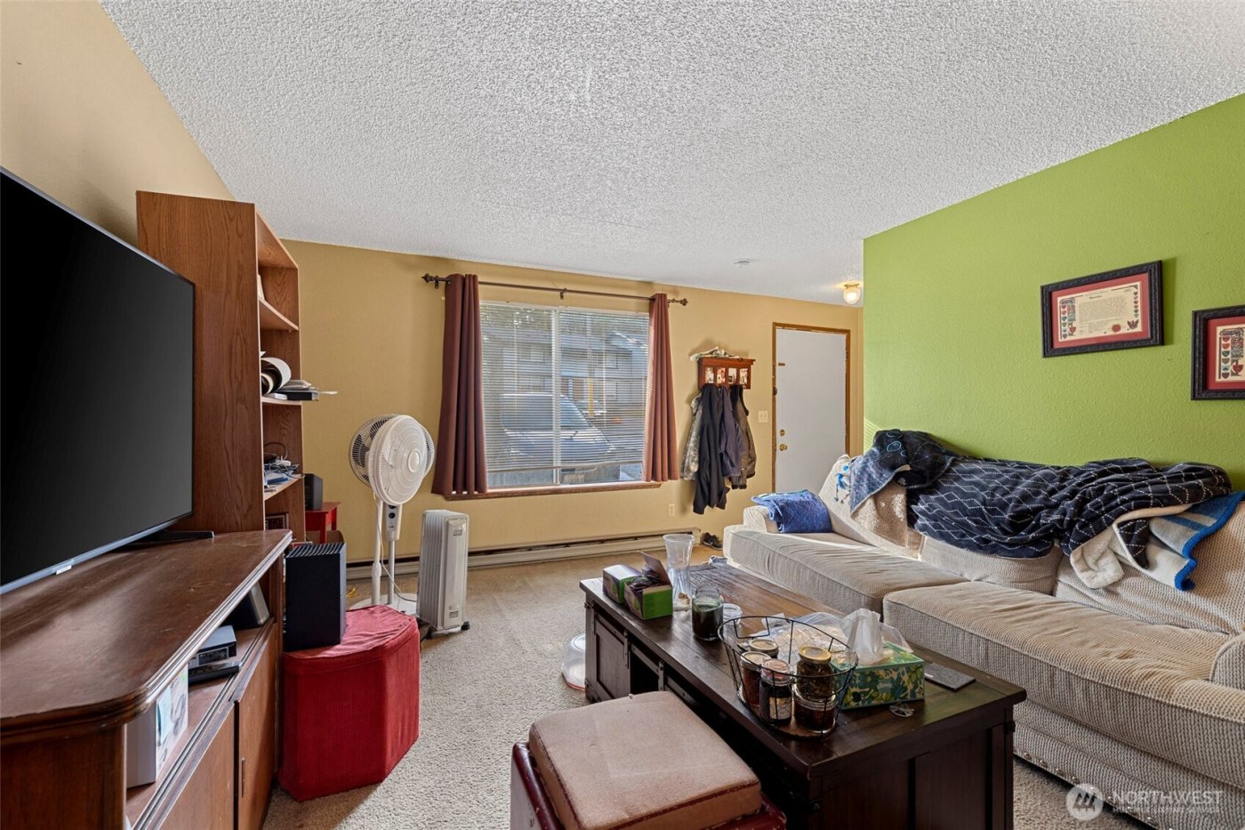 800 SW Harrier Circle #4, Oak Harbor, WA 98277