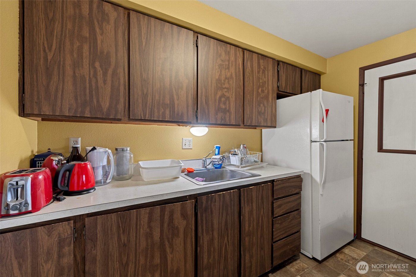 800 SW Harrier Circle #4, Oak Harbor, WA 98277