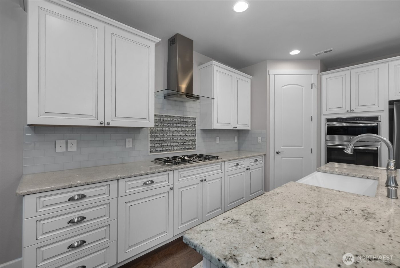 9344 Cedarbough Court NE, Lacey, WA 98516