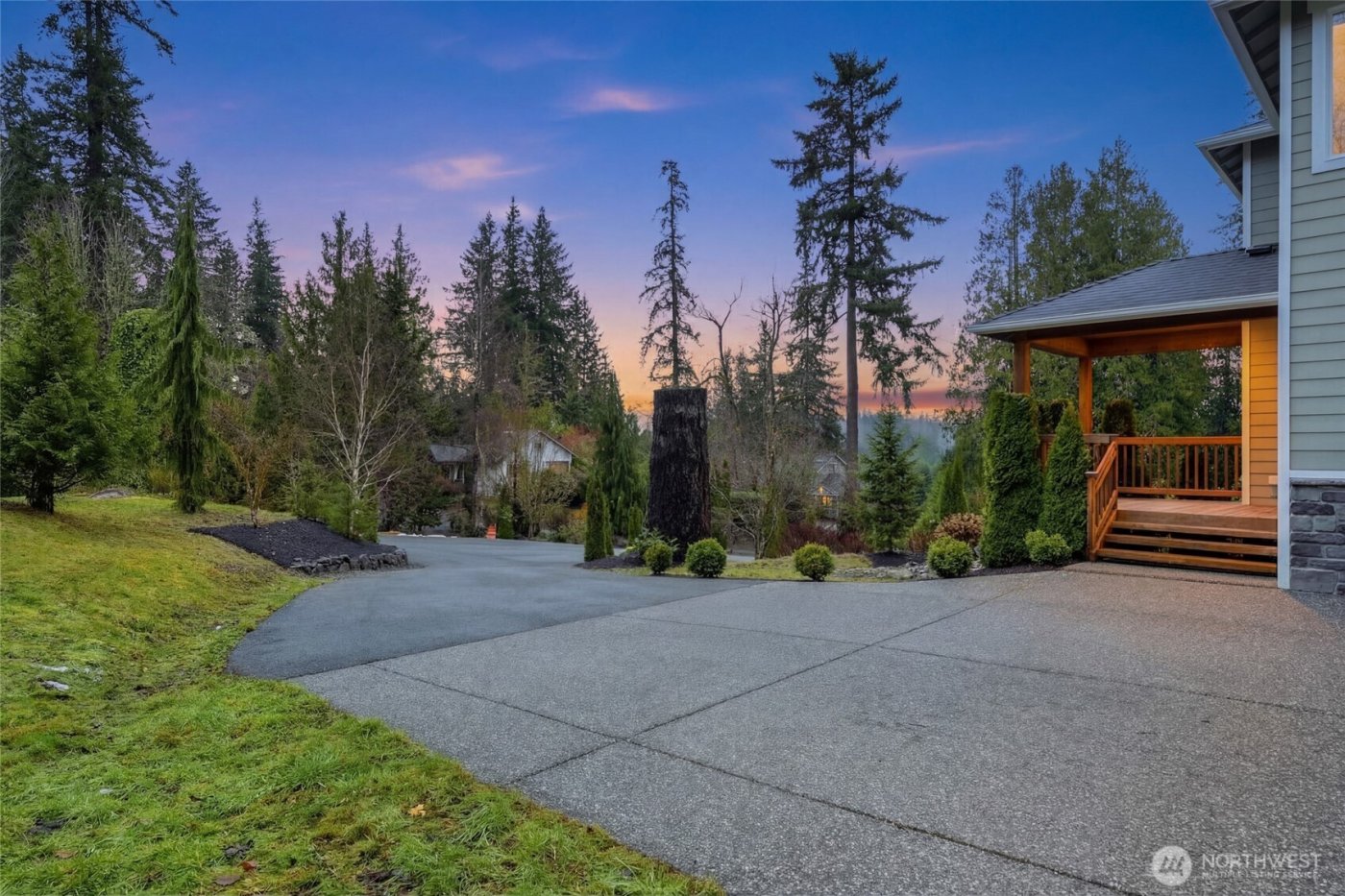 9002 185th Place SE, Snohomish, WA 98296