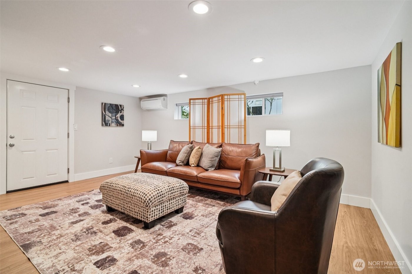 3216 24th Avenue W, Seattle, WA 98199