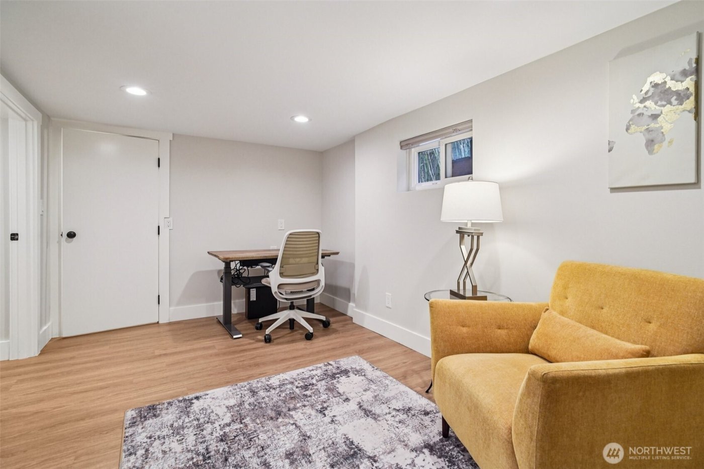 3216 24th Avenue W, Seattle, WA 98199