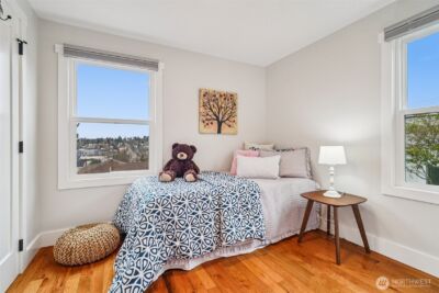 3216 24th Avenue W, Seattle, WA 98199 - Photo 7