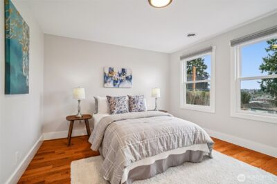 3216 24th Avenue W, Seattle, WA 98199 - Photo 10