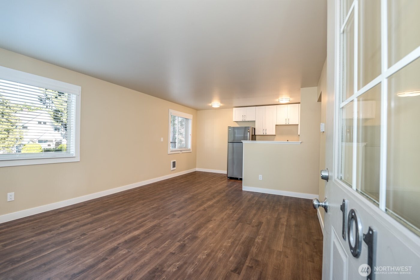 6515 5th Avenue NE, Seattle, WA 98115-2403