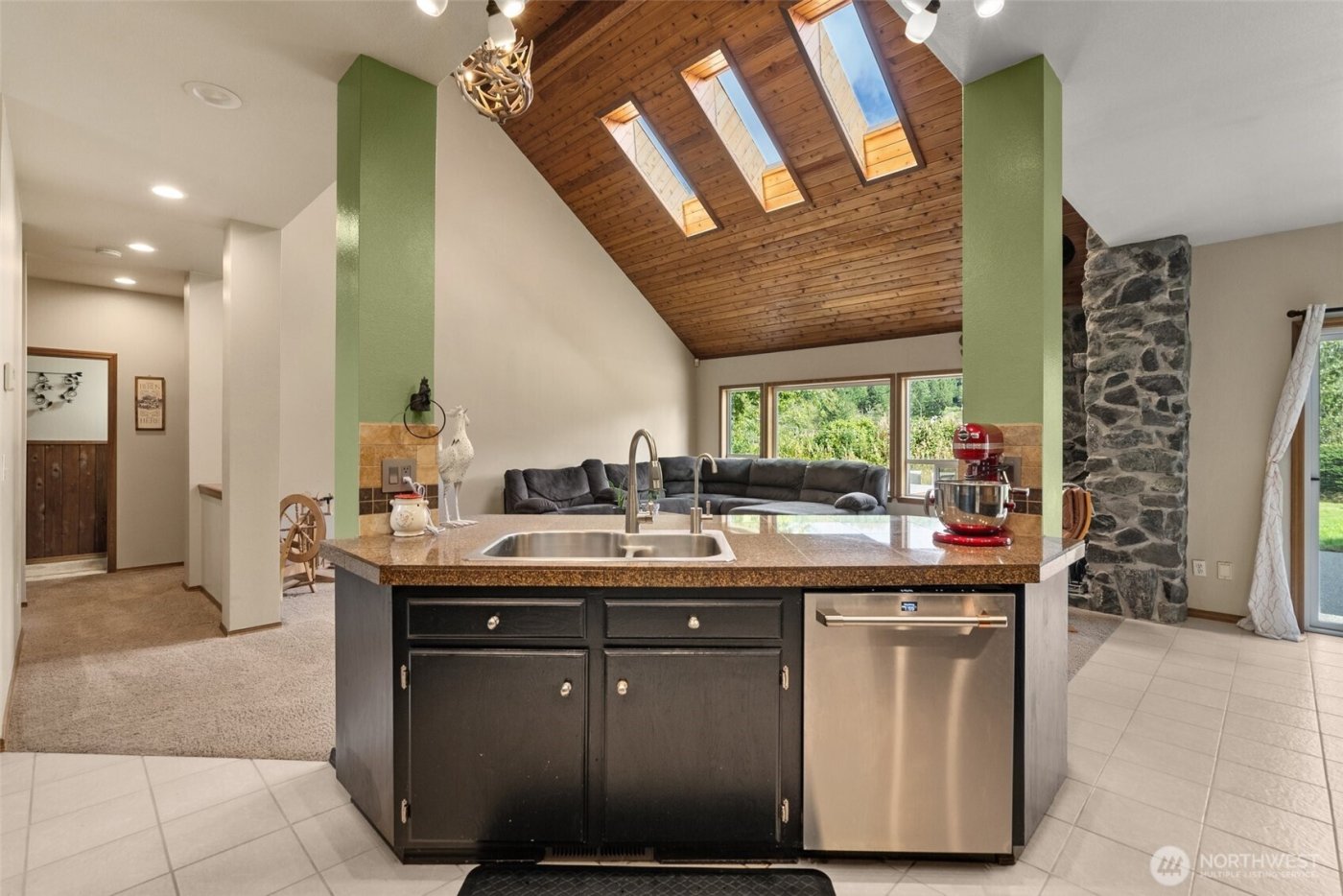 47207 138th Avenue E, Eatonville, WA 98328