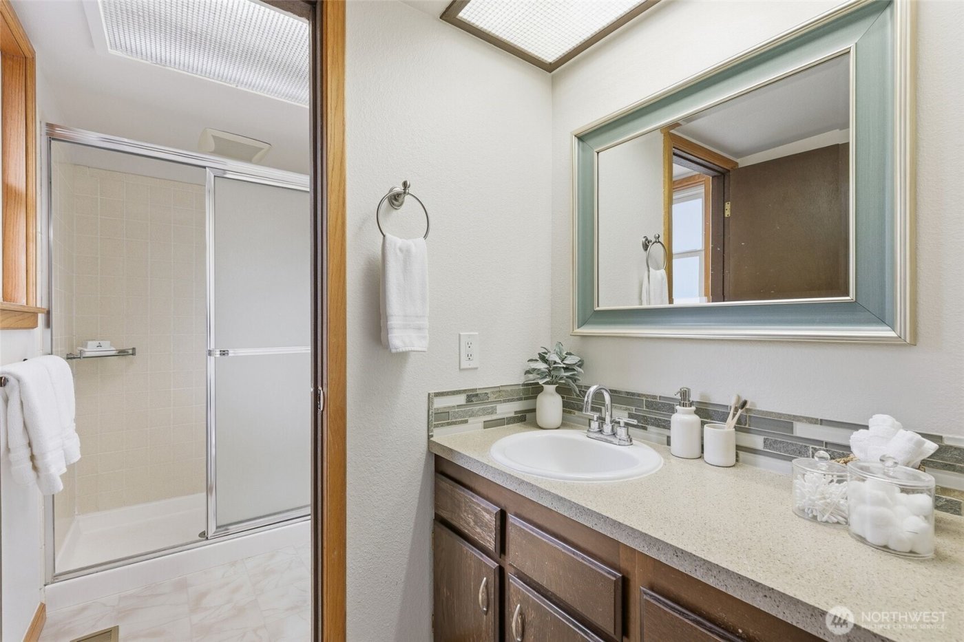 16543 NE 46th Street , Redmond, WA 98052