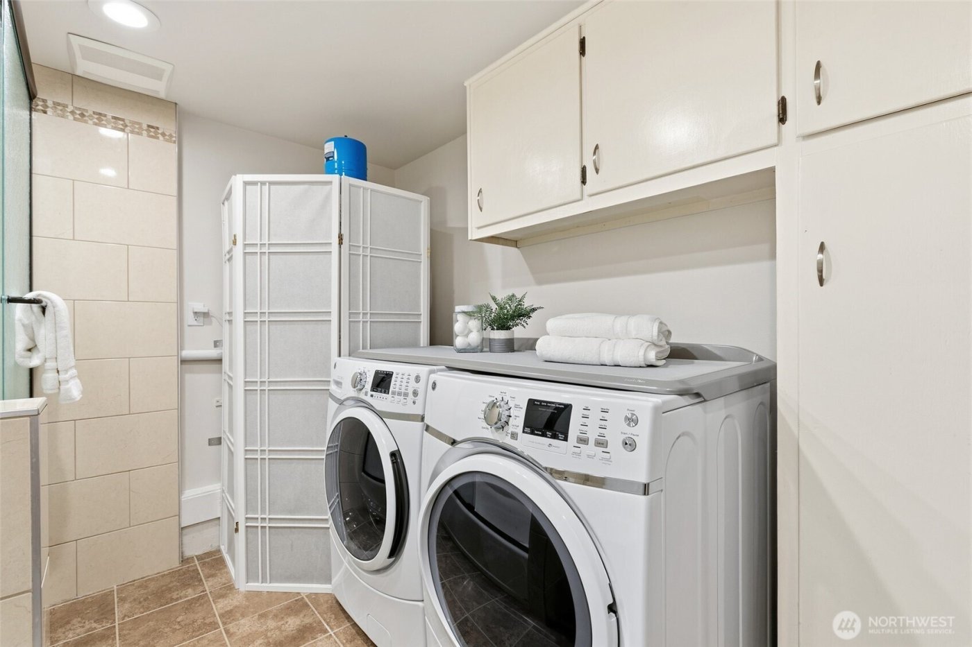 16543 NE 46th Street , Redmond, WA 98052