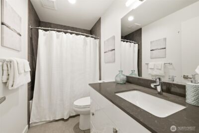 1926 Ferry Avenue SW, Seattle, WA 98116-1720 - Photo 17