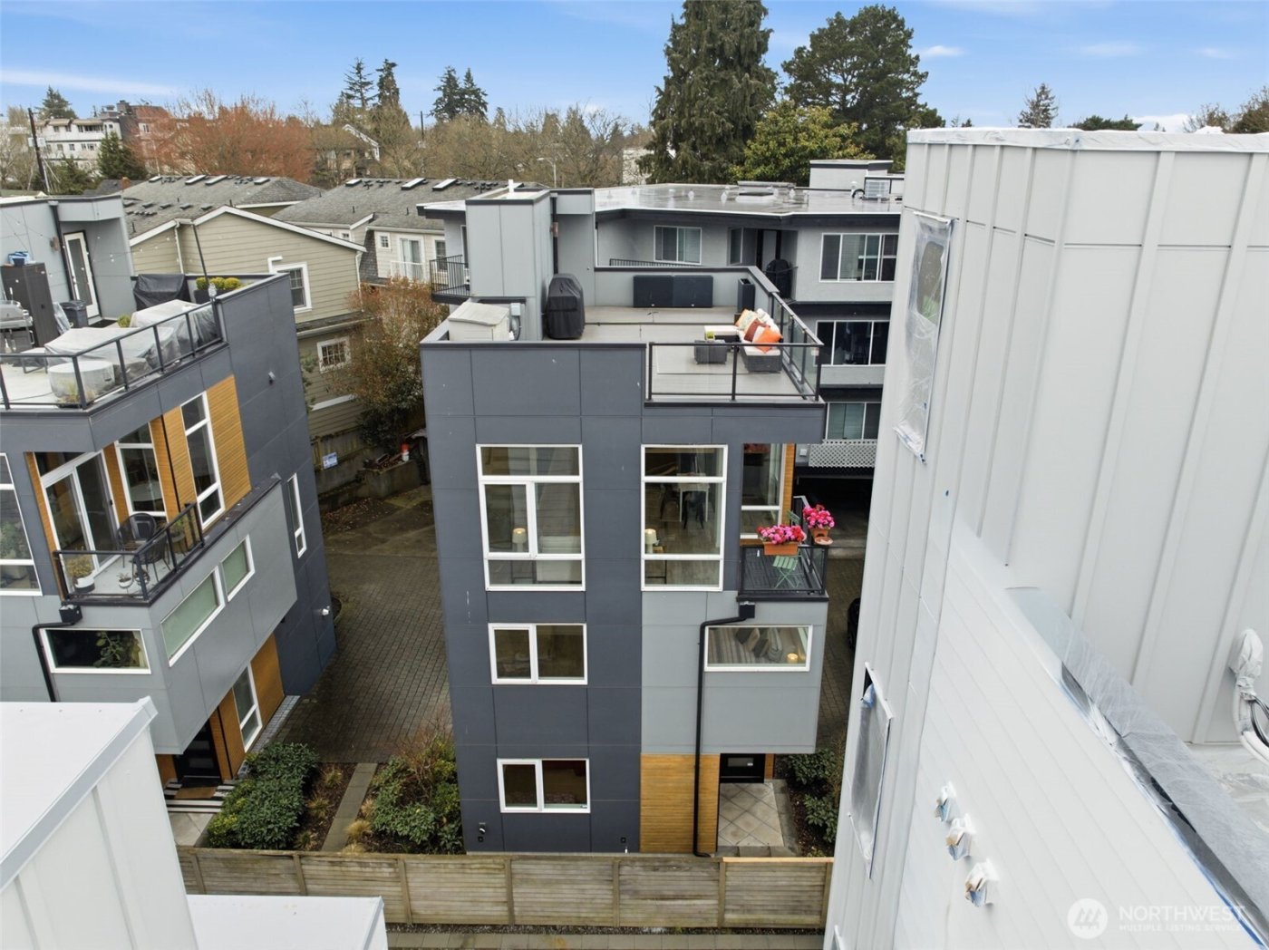 1926 Ferry Avenue SW, Seattle, WA 98116-1720