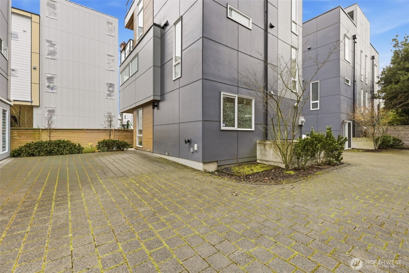 1926 Ferry Avenue SW, Seattle, WA 98116-1720