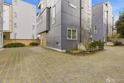 1926 Ferry Avenue SW, Seattle, WA 98116-1720 - Photo 28