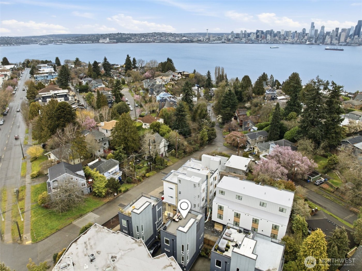 1926 Ferry Avenue SW, Seattle, WA 98116-1720