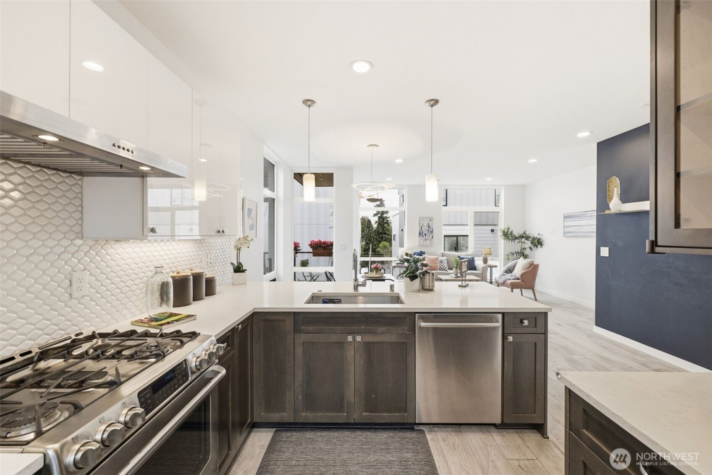 1926 Ferry Avenue SW, Seattle, WA 98116-1720