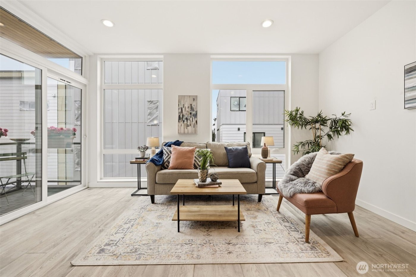 1926 Ferry Avenue SW, Seattle, WA 98116-1720