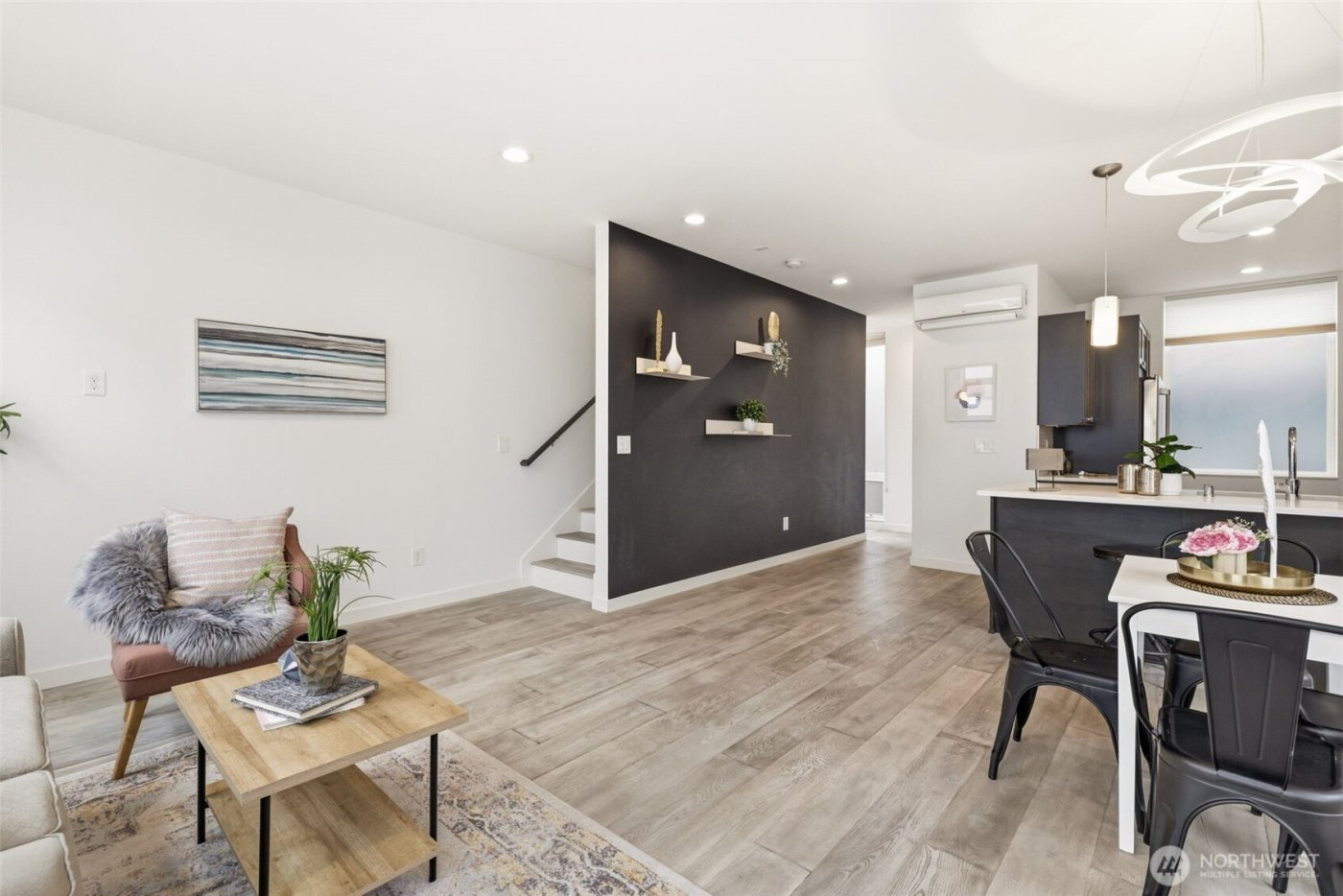 1926 Ferry Avenue SW, Seattle, WA 98116-1720