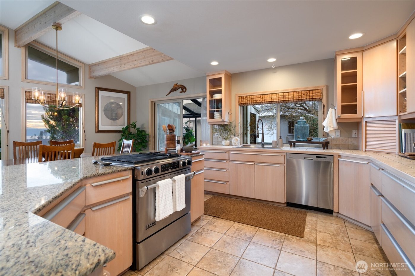 4402 Bryce Drive , Anacortes, WA 98221