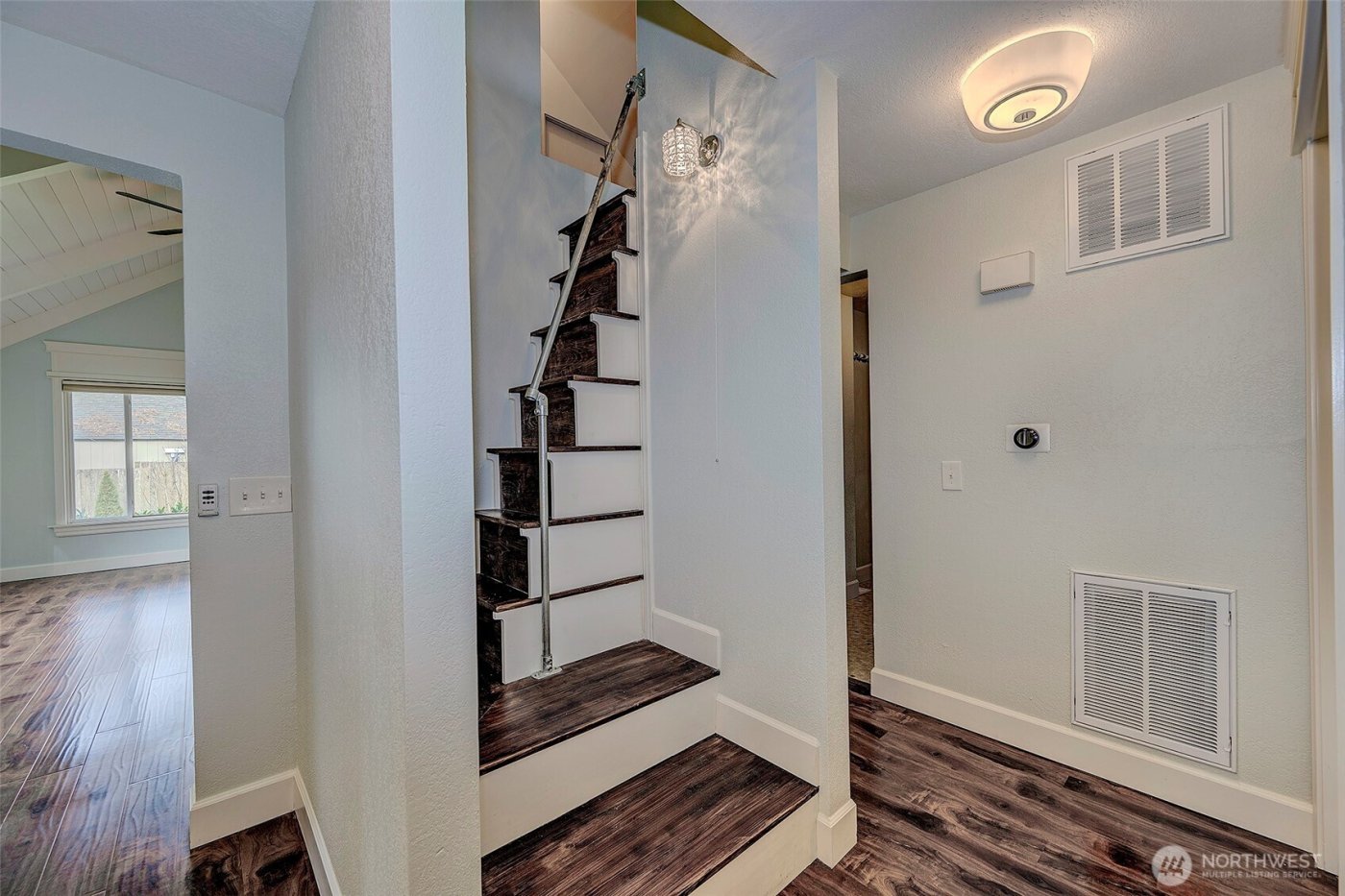 1209 NE 155th Street , Shoreline, WA 98155