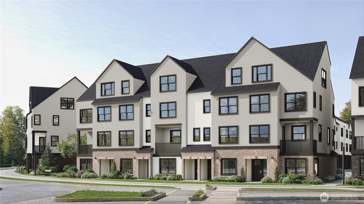 756 NW Holly Street , Issaquah, WA 98027