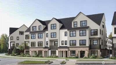 756 NW Holly Street , Issaquah, WA 98027