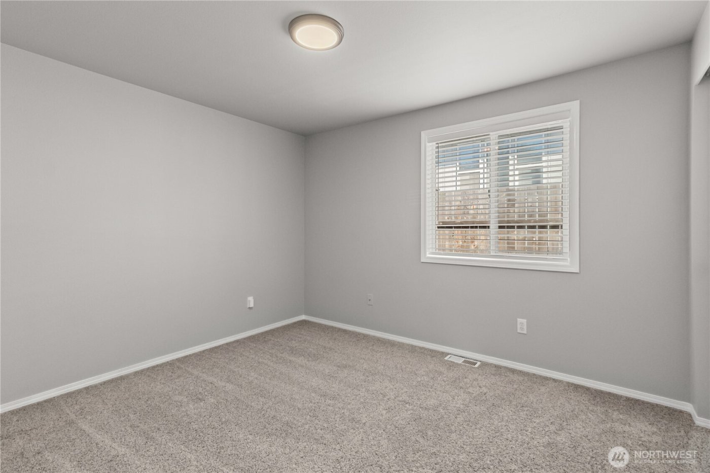 3702 48th Avenue NE, Tacoma, WA 98422