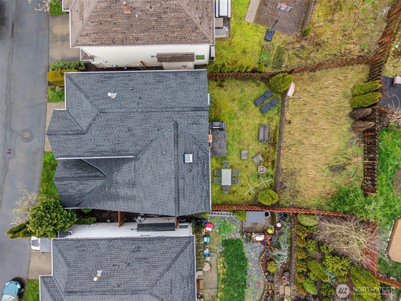 6528 Elizabeth Avenue SE, Auburn, WA 98092-8217