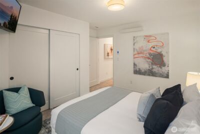 9553 Ashworth Avenue N #B, Seattle, WA 98103 - Photo 11