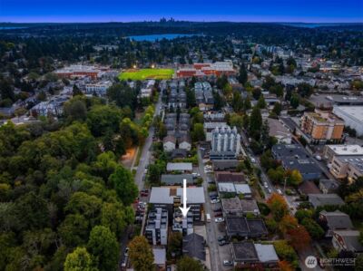 9553 Ashworth Avenue N #B, Seattle, WA 98103 - Photo 22