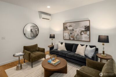 9553 Ashworth Avenue N #B, Seattle, WA 98103 - Photo 3