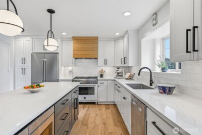 132 NE 52nd Street , Seattle, WA 98105 - Photo 11