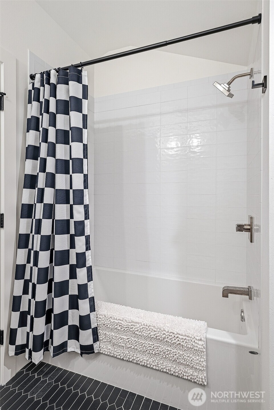 132 NE 52nd Street , Seattle, WA 98105