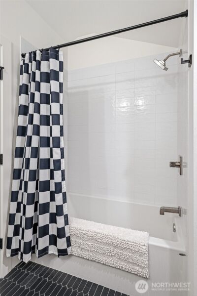 132 NE 52nd Street , Seattle, WA 98105 - Photo 25