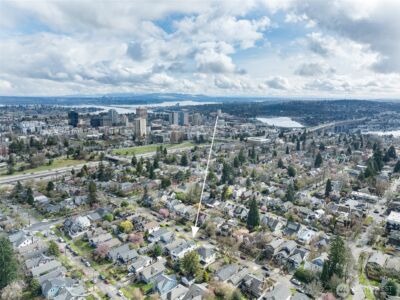 132 NE 52nd Street , Seattle, WA 98105 - Photo 38