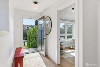 132 NE 52nd Street , Seattle, WA 98105 - Photo 6