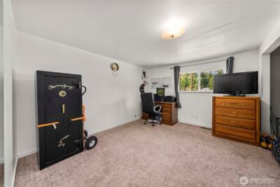 18201 Renton Maple Valley Road SE, Maple Valley, WA 98038 - Photo 15