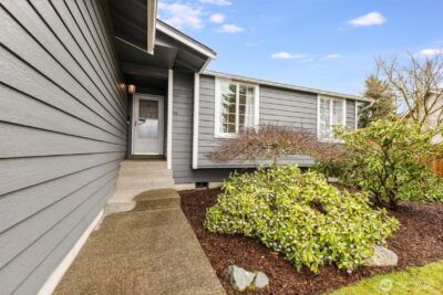 17125 114th Avenue Ct E, Puyallup, WA 98374 - Photo 2