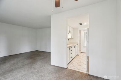 10125 SE 235th Place #C306, Kent, WA 98031 - Photo 9