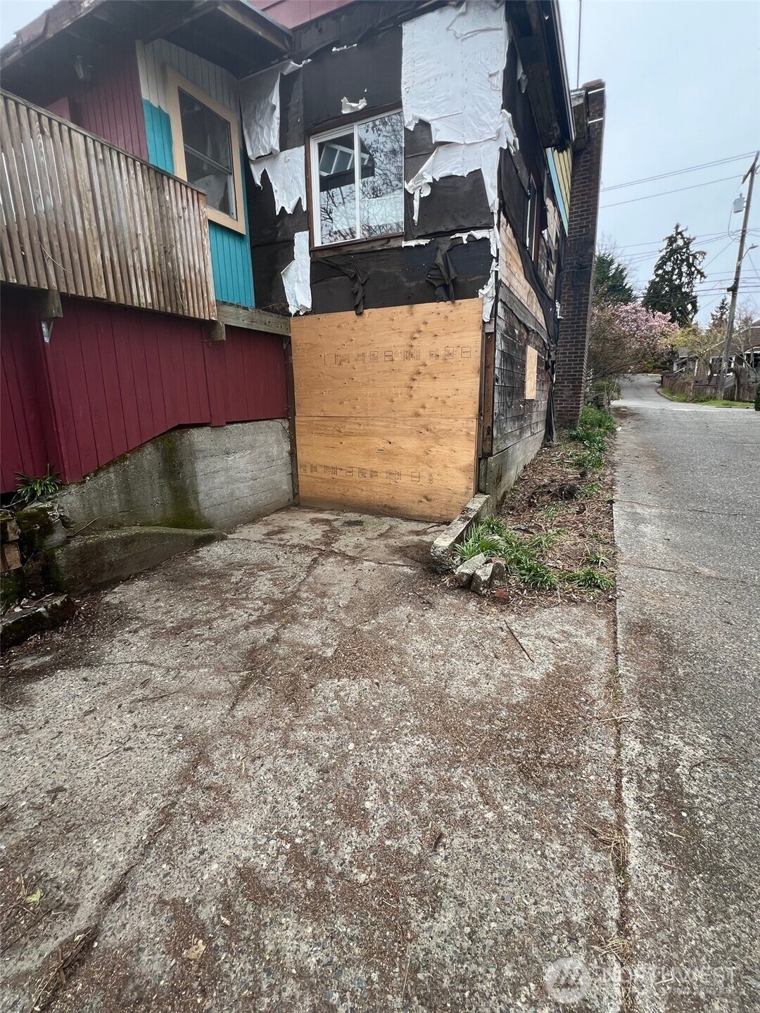 1111 NE 80th Street , Seattle, WA 98115