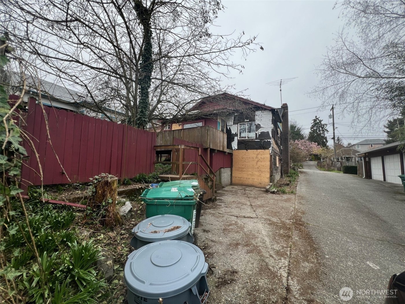 1111 NE 80th Street , Seattle, WA 98115