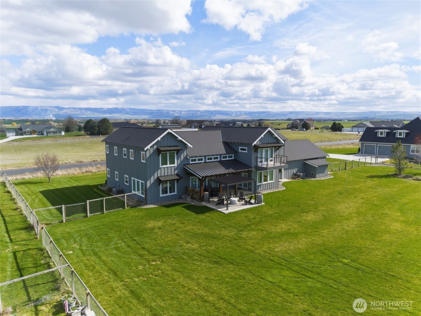 353 Bluff Haven Road , Walla Walla, WA 99362