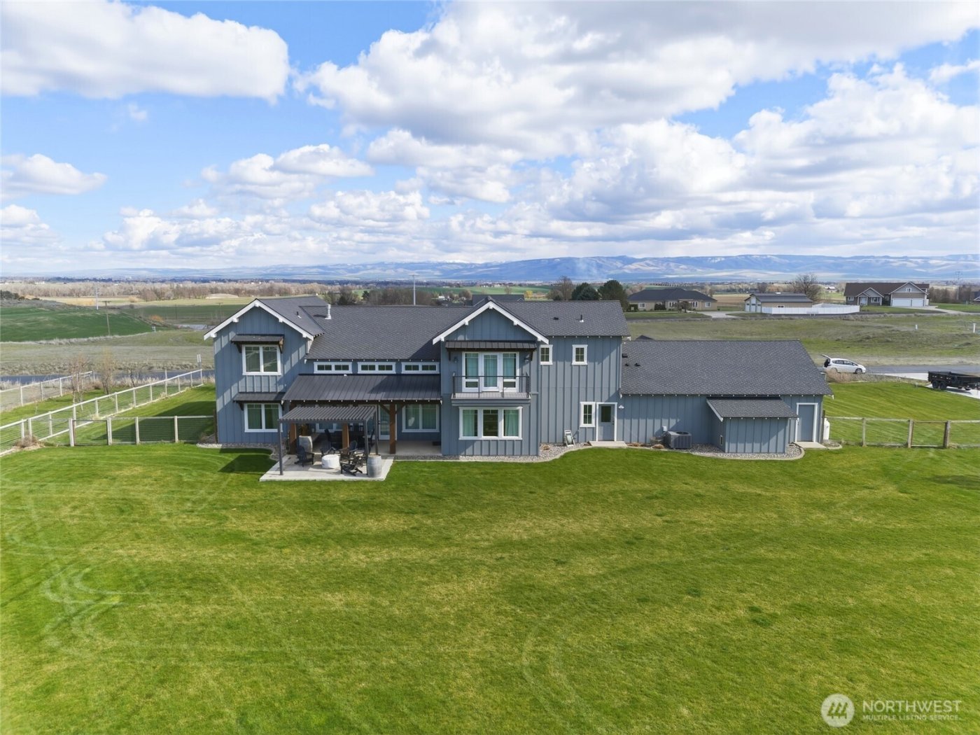 353 Bluff Haven Road , Walla Walla, WA 99362
