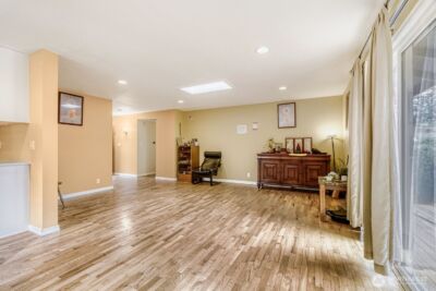 16717 NE 18th Street , Bellevue, WA 98008 - Photo 12