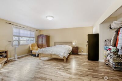 16717 NE 18th Street , Bellevue, WA 98008 - Photo 14