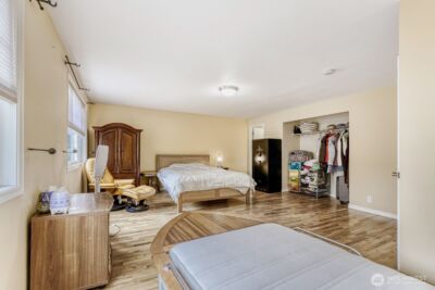 16717 NE 18th Street , Bellevue, WA 98008 - Photo 17