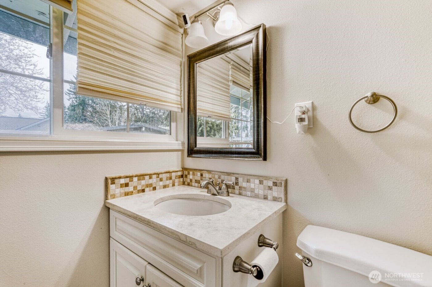 16717 NE 18th Street , Bellevue, WA 98008