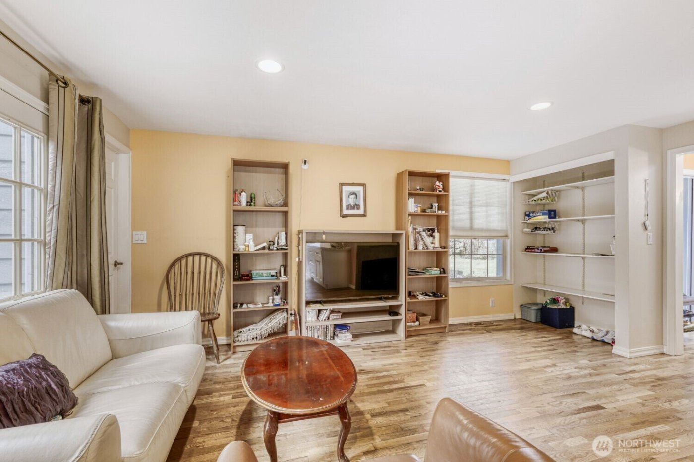 16717 NE 18th Street , Bellevue, WA 98008